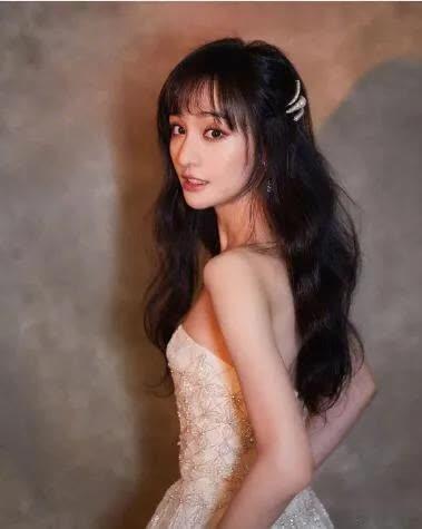 国产在线大胸女演员视频,惊艳无数网友